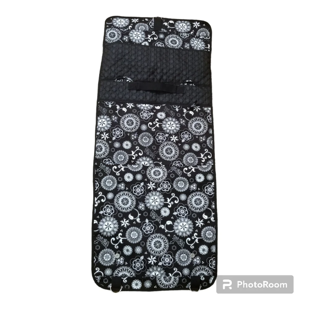 Thirty-one garment bag black white